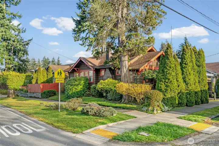 Corner lot with tons of parking