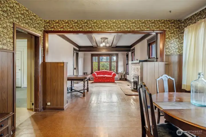 large space to entertain and make your own