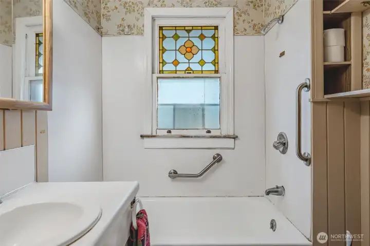 Bathroom- Check out the original stained glass