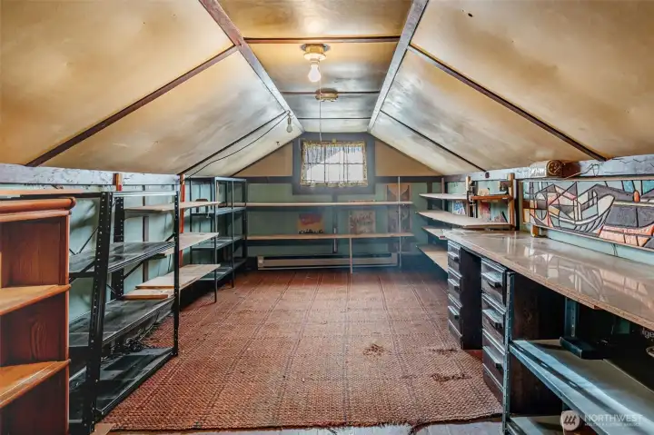 Upstairs attic space- Make it your own!