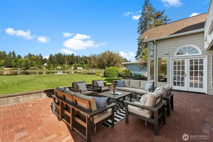 Oversized brick patio
