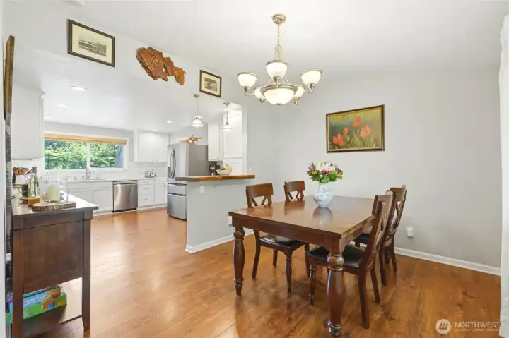 Dedicated dining space just off the kitchen, ideal for gatherings and everyday meals with a seamless connection to the main living areas.