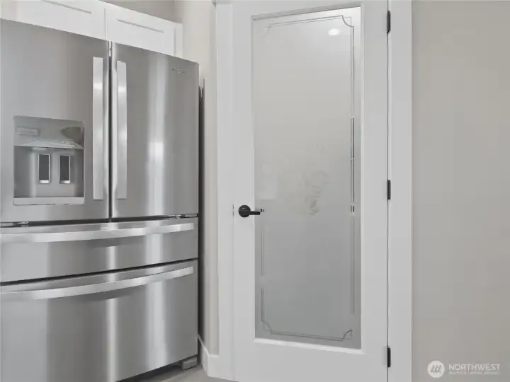 Kitchen w/ pantry view