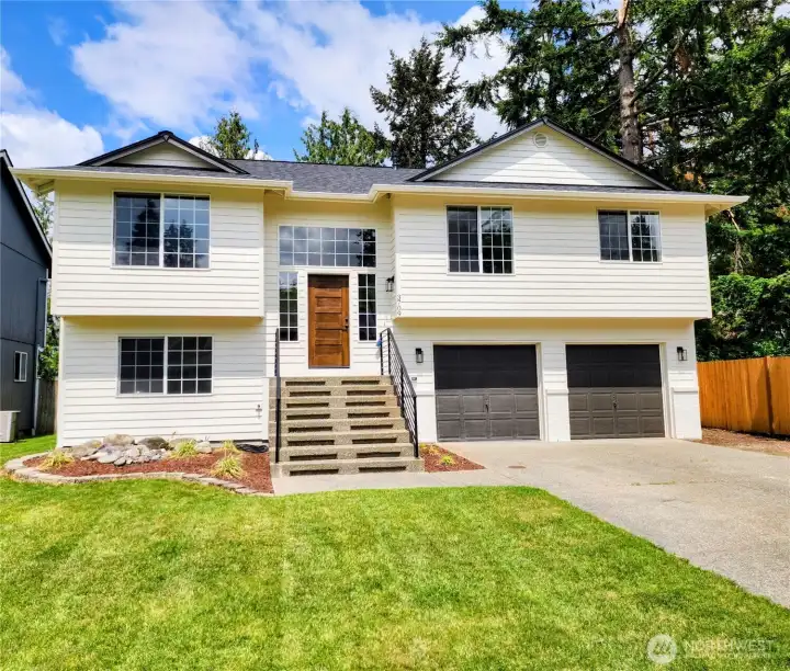 Welcome to this better-than-new home!