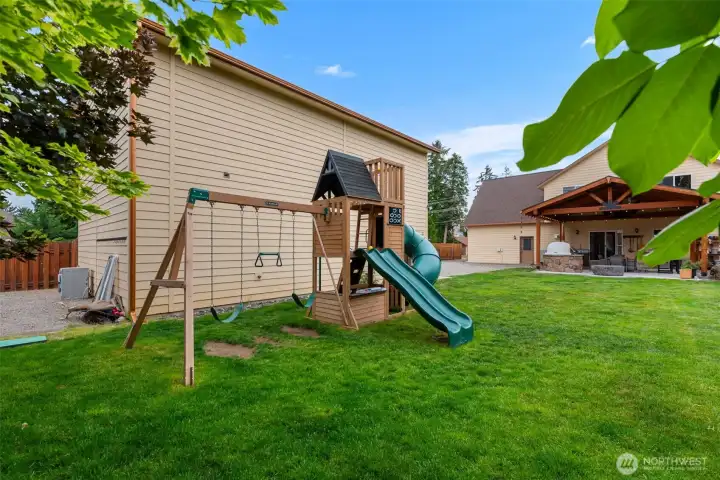 Park like backyard Park like backyard