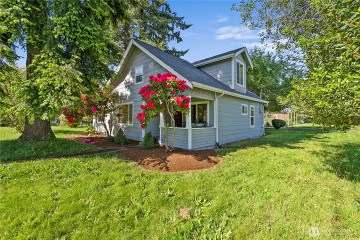 Welcome to 1029 McCormick Street NE in Olympia's Northeast neighborhood!
