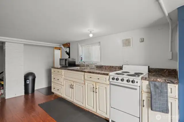 2nd kitchen