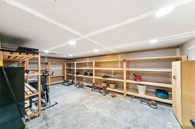 Storage - Work Space