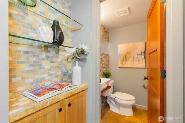 Powder bath off living room
