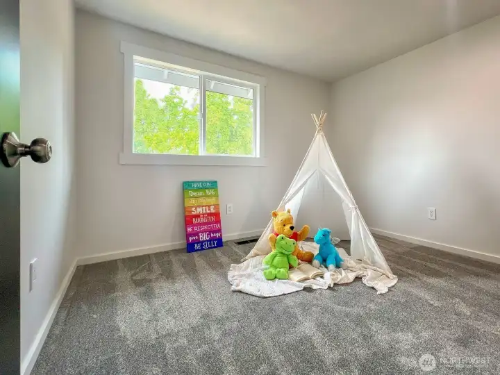 2nd Bedroom