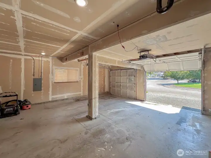 2 Car Garage