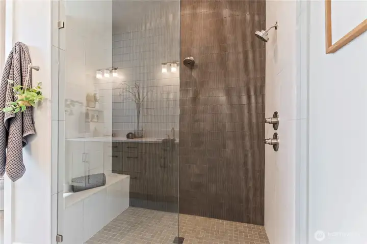 This photo/rendering is provided for illustrative purposes only. It does not depict the actual property, finishes, or furnishings, which may differ.