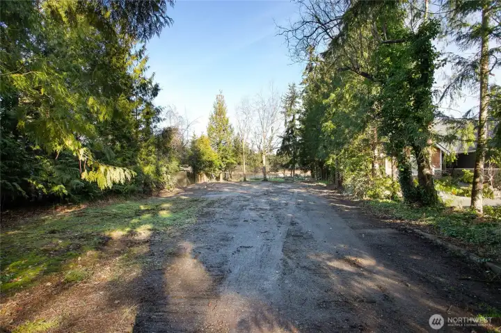 cleared flat lot, ready to build!