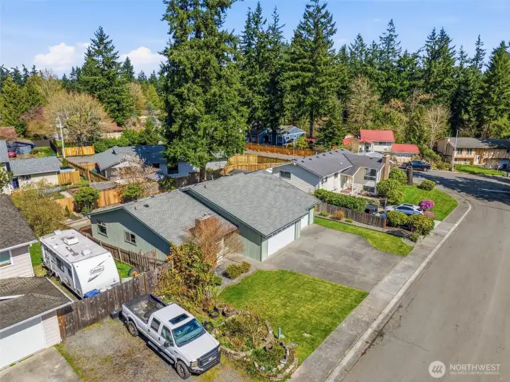 Aerial view. Unmatched convenience. Turn the key and live!