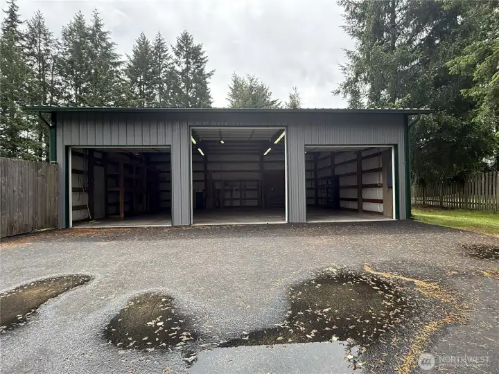 3-Bay shop with RV door.