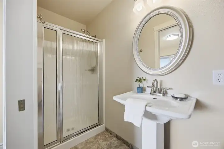 3/4 bathroom off the 3rd bedroom