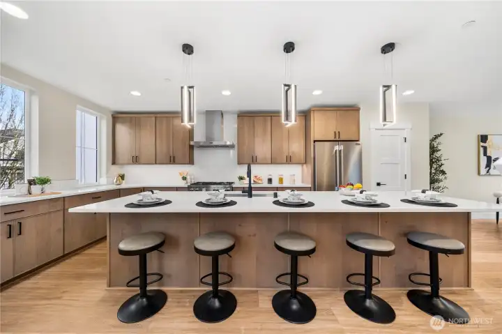 Kitchen with oversized island