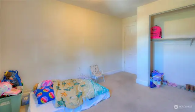 Upstairs Bedroom #2, cont