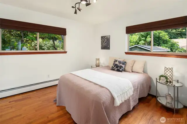 Guest bedroom