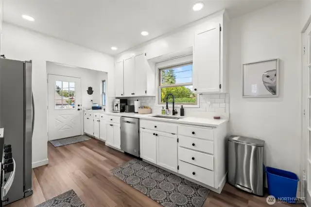 Kitchen is beautifully updated
