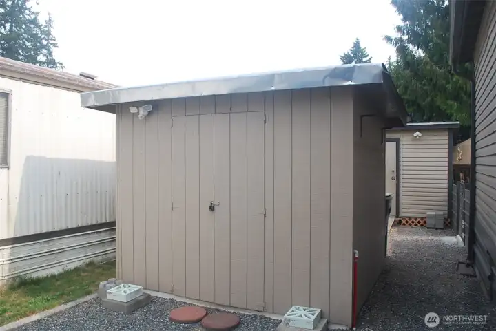 Shed