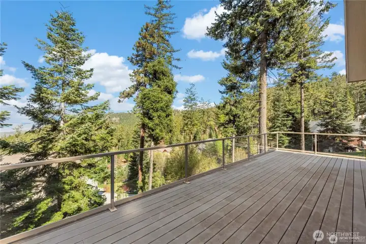 Expansive decks