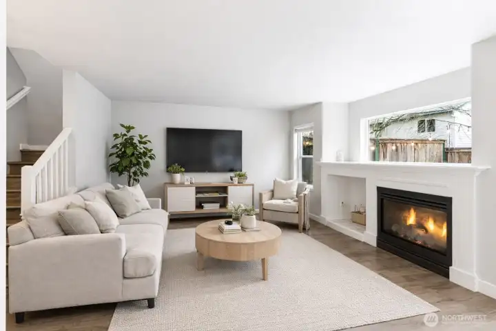 This photo has been virtually staged.