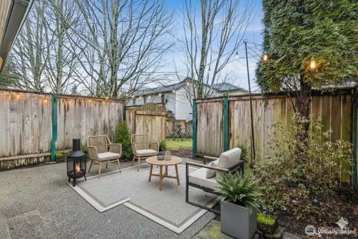 This photo has been virtually staged.