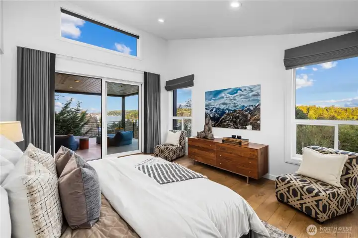 2nd Floor Primary Bedroom