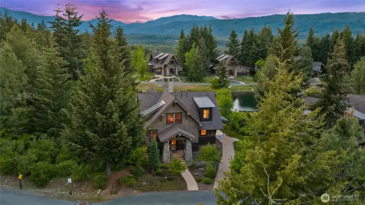 Your own private paths lead to both the front door and back porch, no matter where your day takes you.