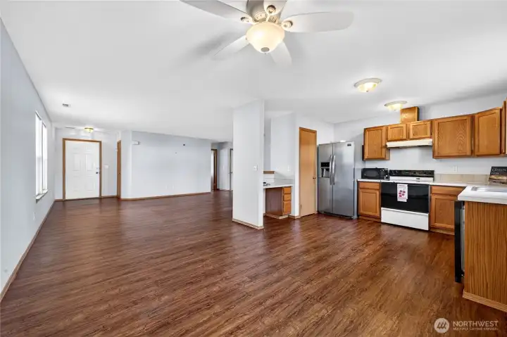 Additional view of the kitchen.