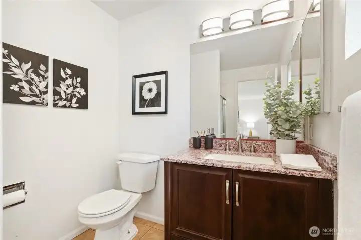 3/4 PRIMARY BTHROOM