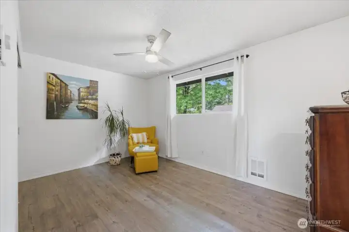 Second bedroom