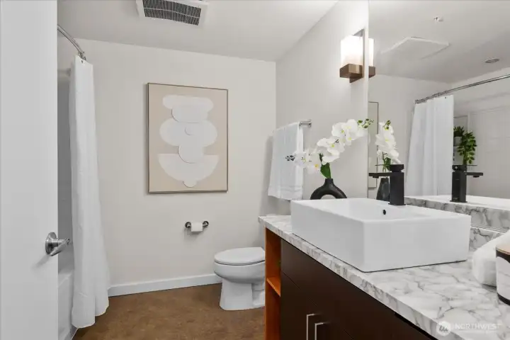 Upstairs full bath