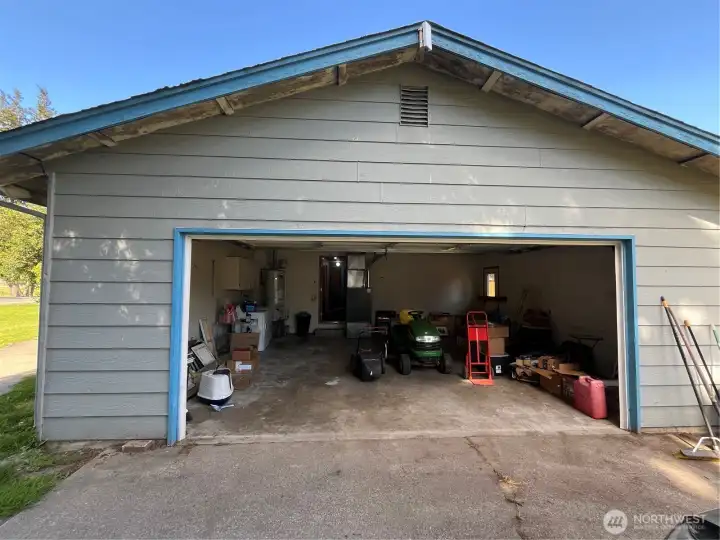 Garage parking for two cars. Newer water heater. Garage parking for two cars. Newer water heater.