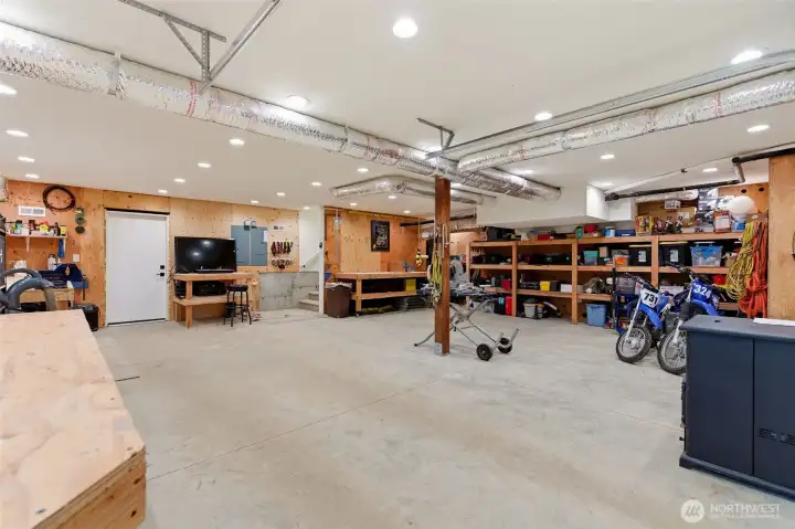 1/3 of the main house basement currently a functioning workshop.