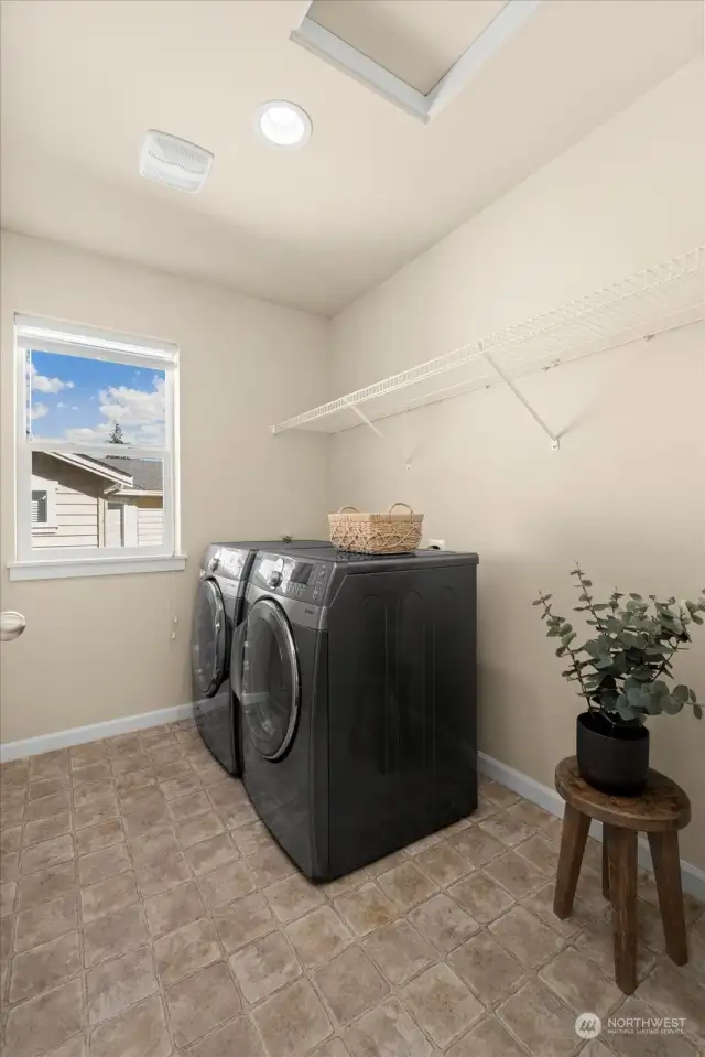 Added convenience: Upstairs utility room.