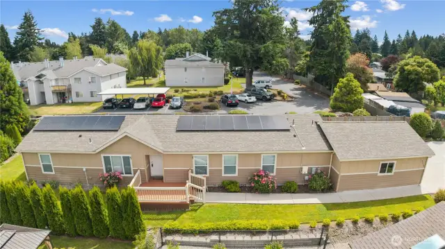 2019 Upgraded Palm Harbor larger manufactured home in beautiful 55+ community.