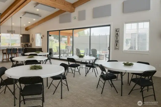 Clubhouse Dining