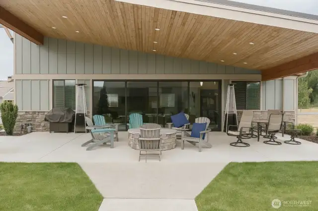 Clubhouse Patio