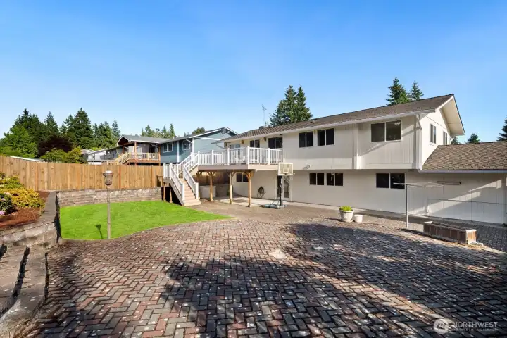 Large brick patio space makes it easy for entertaining