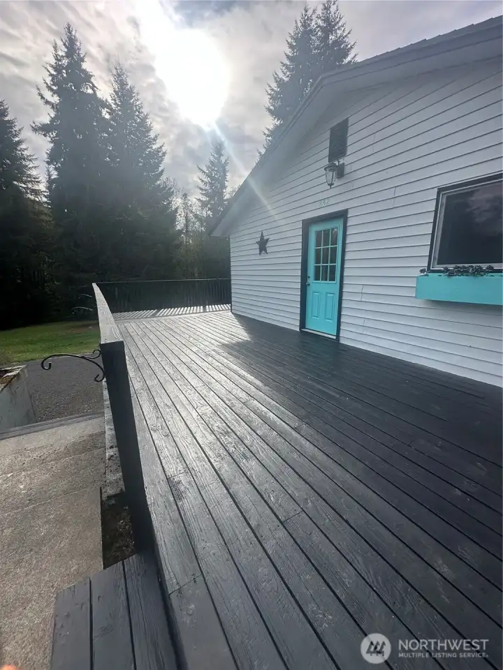 Deck is now finished