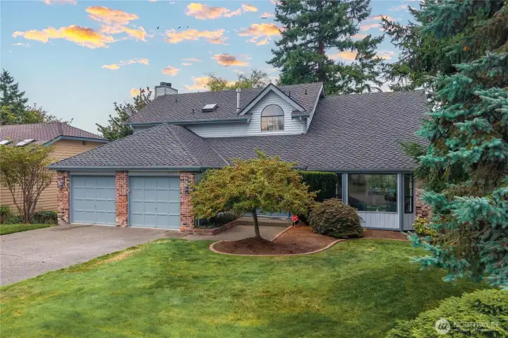 Welcome home to Westridge in Federal Way's West Campus.