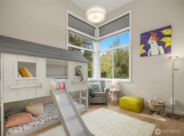 Large En suite bedroom with soaring height and natural light