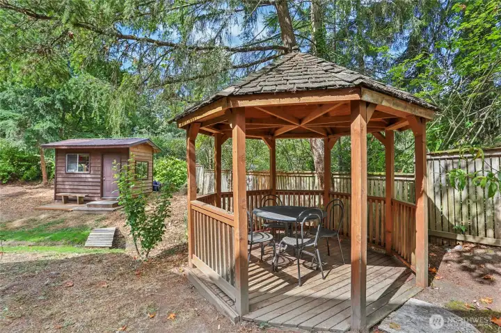Delightful gazebo, an ideal spot to relax, dine, and soak up the sunshine