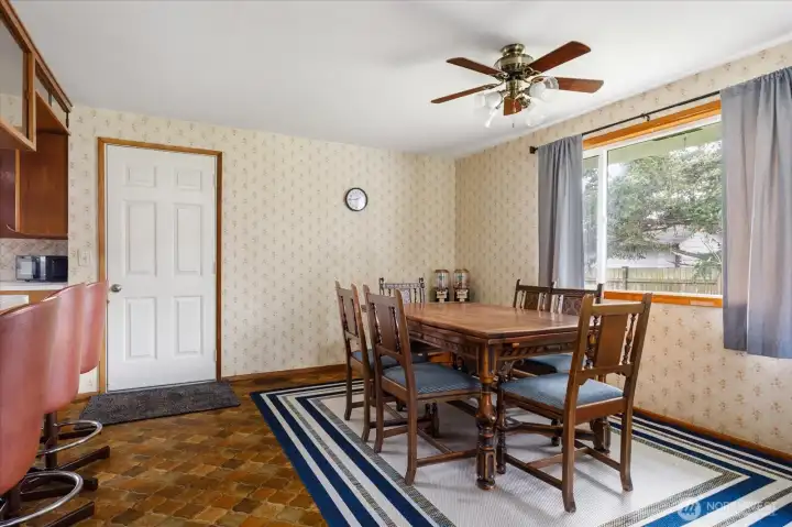 Room for a big table!