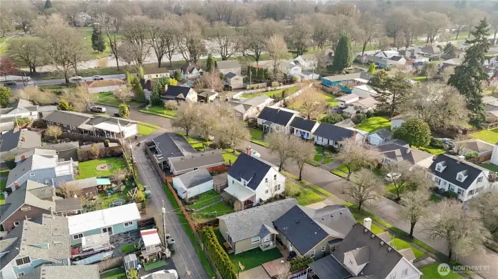 Lake Sacajawea One Block Away