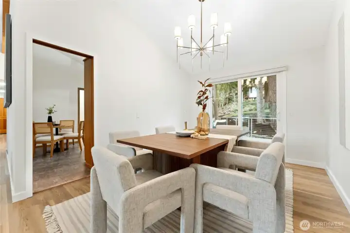 Top down/Bottom up blinds provide privacy to this room if you prefer.