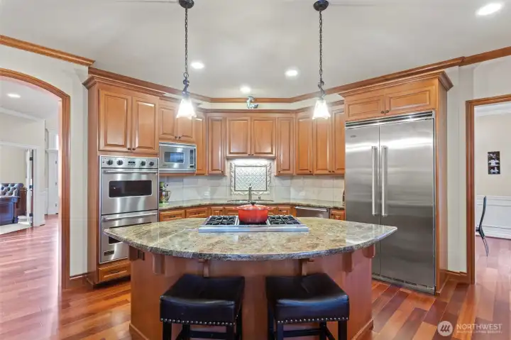 Gas range, double oven