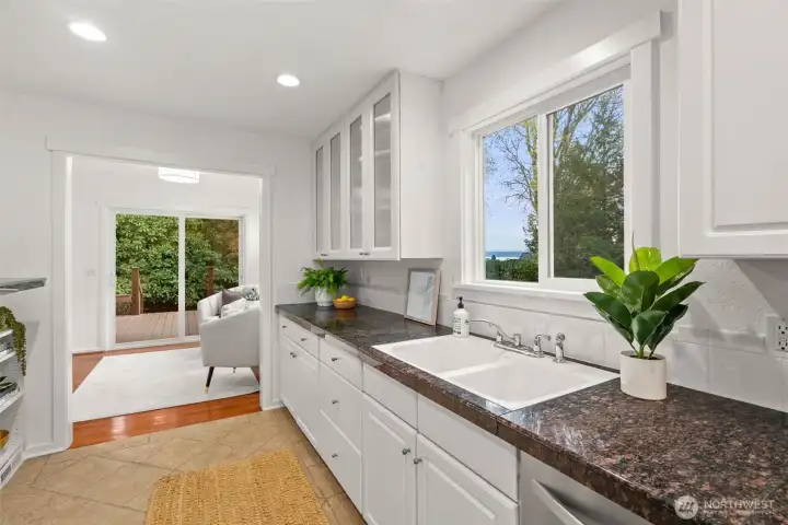 View to the breakfast nook.